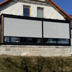 Celoroční zimní zahrada na terase a rolety