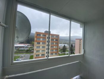 Rámové zasklení PLUS lodžie Karásek