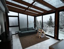 Celoroční zimní zahrada na terase interier v zimě