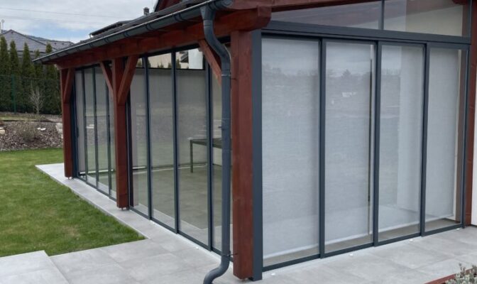 Rámové zasklení do pergoly Combi
